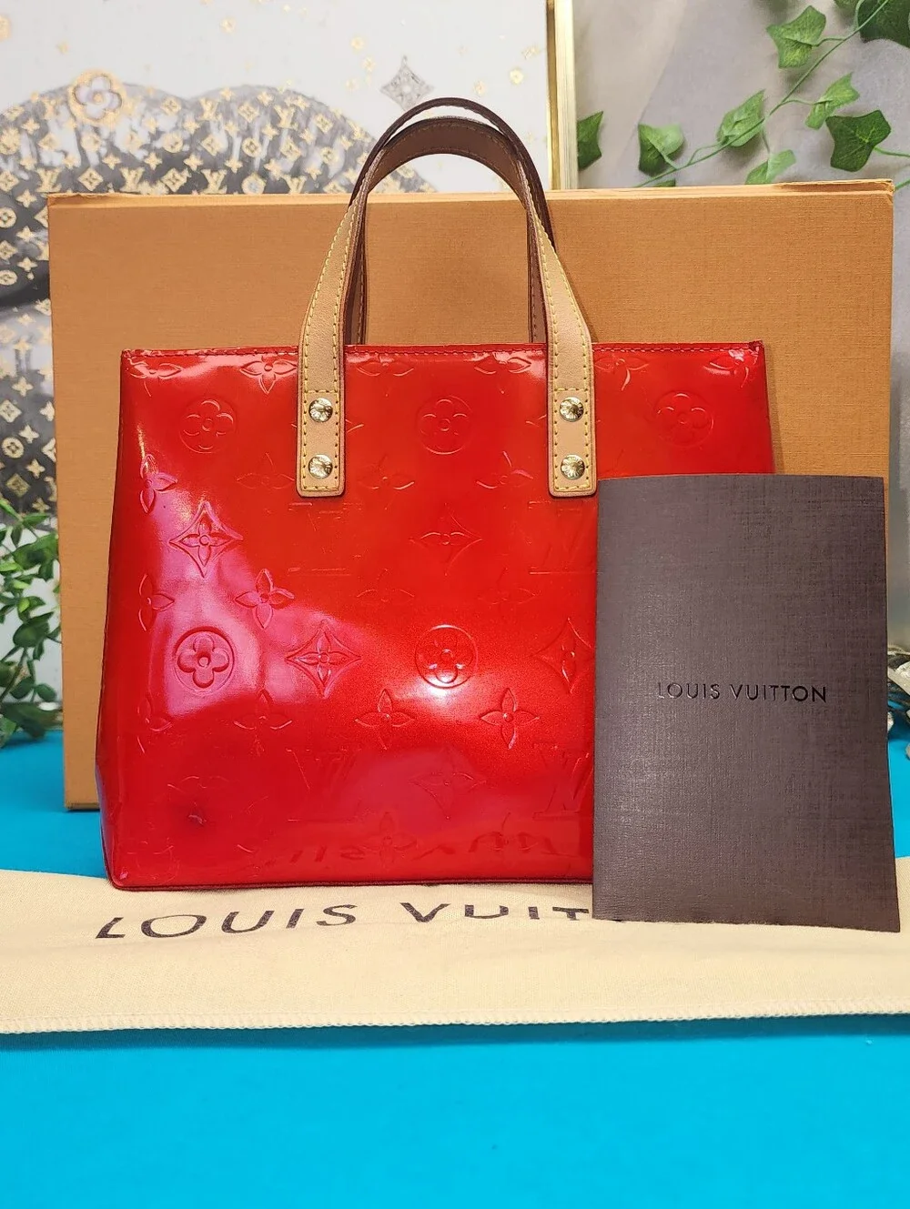 Authentic Louis Vuitton Vernis Reade PM Rouge W/ Box, Dust Bag & LV P.O.P